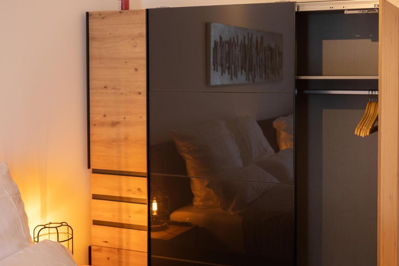 Sweethome - Luxus Pur - Grosse Kueche, 2 Baeder, 2 Terrassen Ottobrunn Eksteriør billede