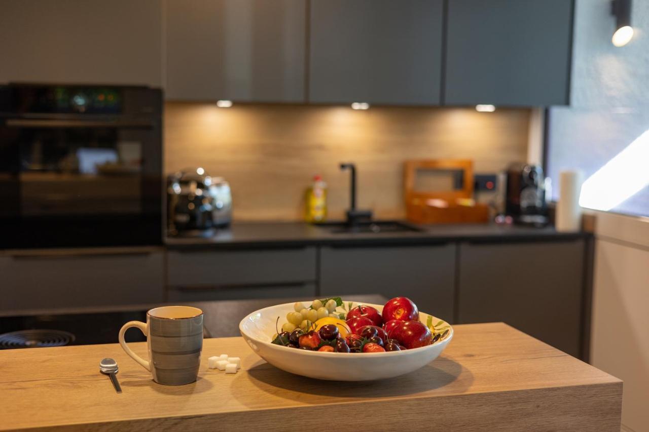 Sweethome - Luxus Pur - Grosse Kueche, 2 Baeder, 2 Terrassen Ottobrunn Eksteriør billede