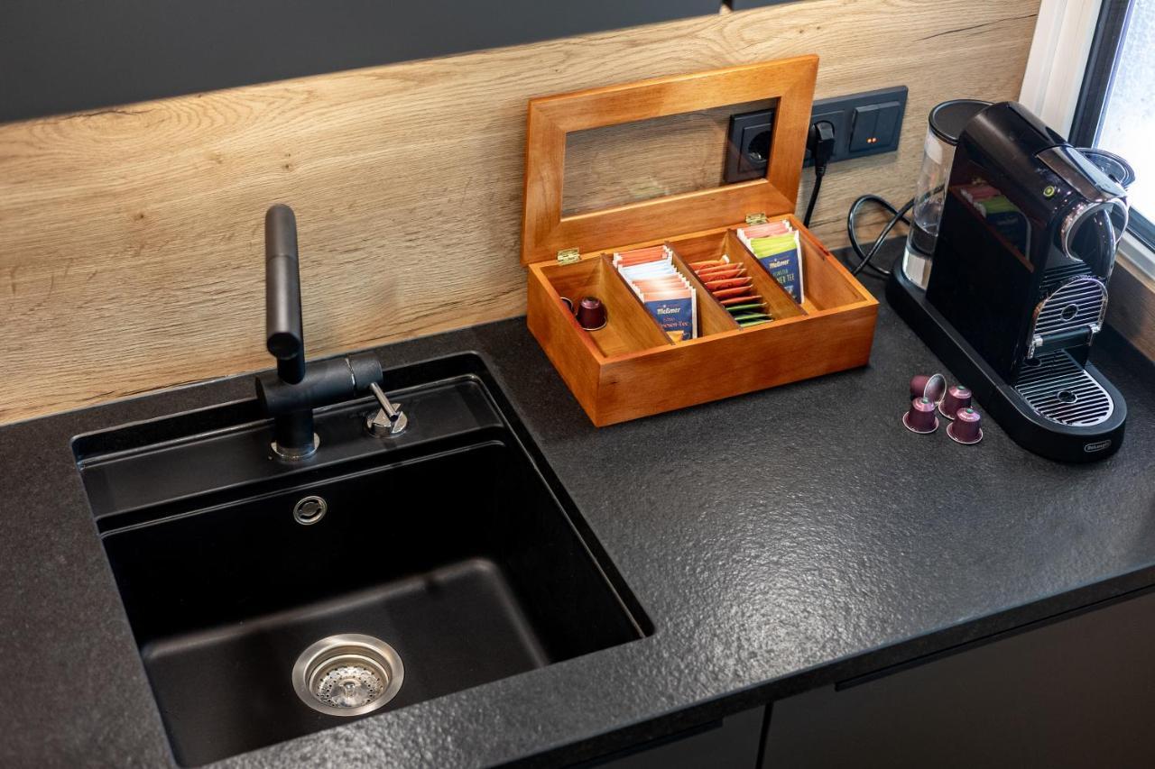 Sweethome - Luxus Pur - Grosse Kueche, 2 Baeder, 2 Terrassen Ottobrunn Eksteriør billede